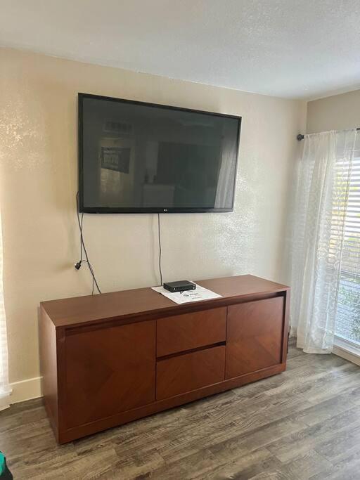 Lovely 2-Bedroom Condo Next To At&T Stadium Arlington Exterior foto