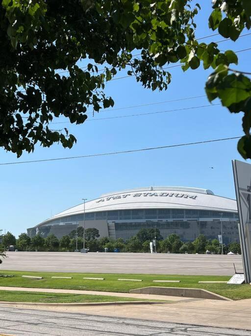 Lovely 2-Bedroom Condo Next To At&T Stadium Arlington Exterior foto